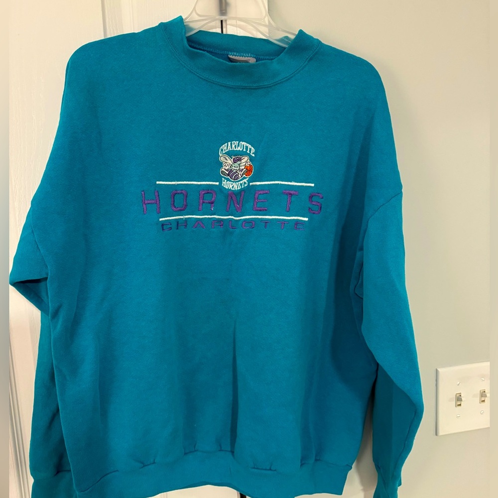 Vintage style charlotte hornets crew neck